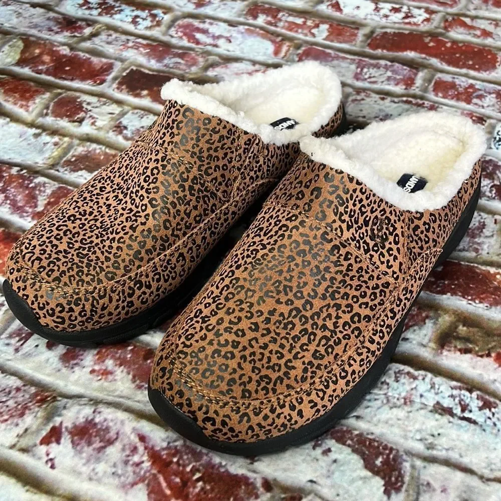 *Lands end brown black animal slip on casual shoes